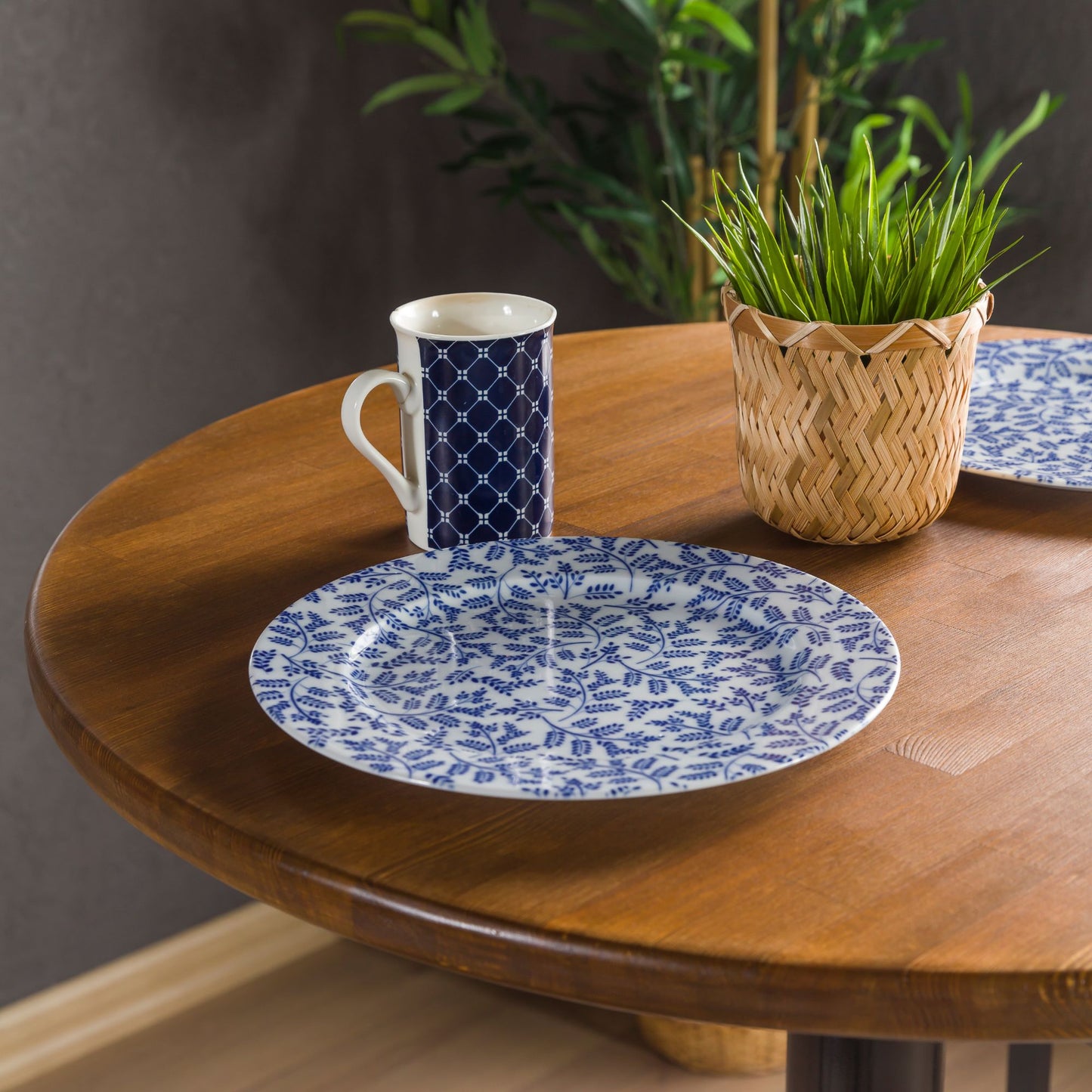 Rustic Bistro Table – Solid Pine Wood