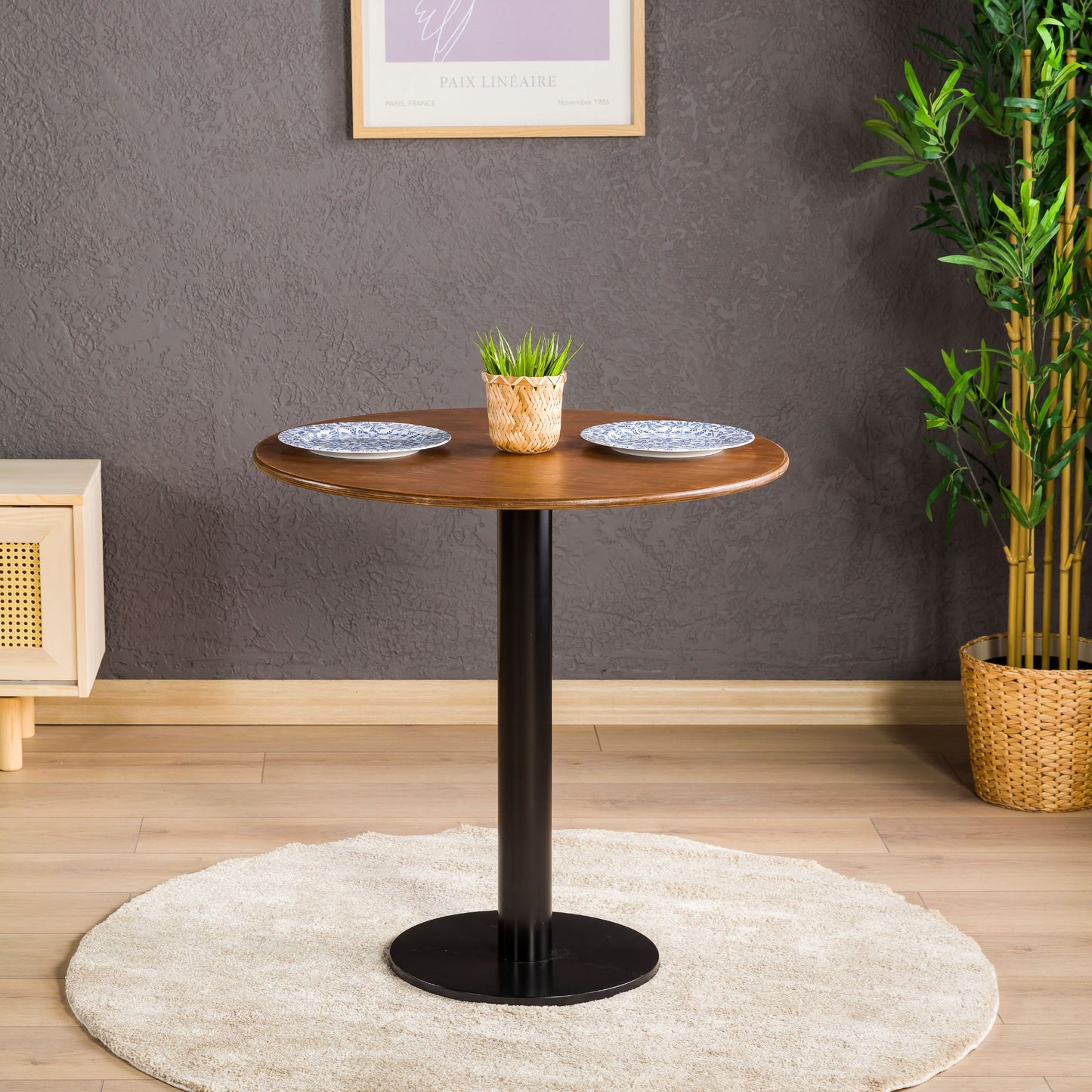 Birch Plywood Round Dining Table with Metal Tulip Leg