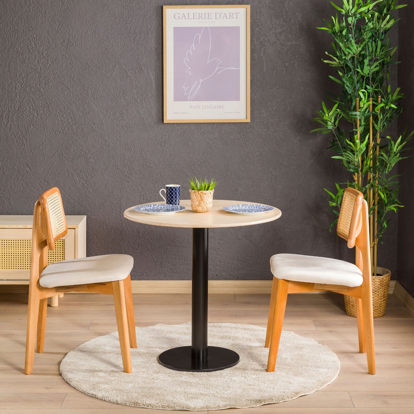 Birch Plywood Round Dining Table with Metal Tulip Leg