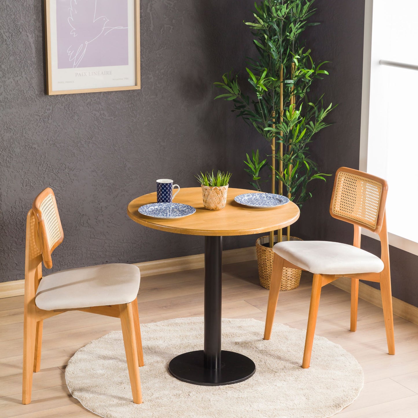 Solid Pine Wood Round Dining Table with Metal Tulip Leg
