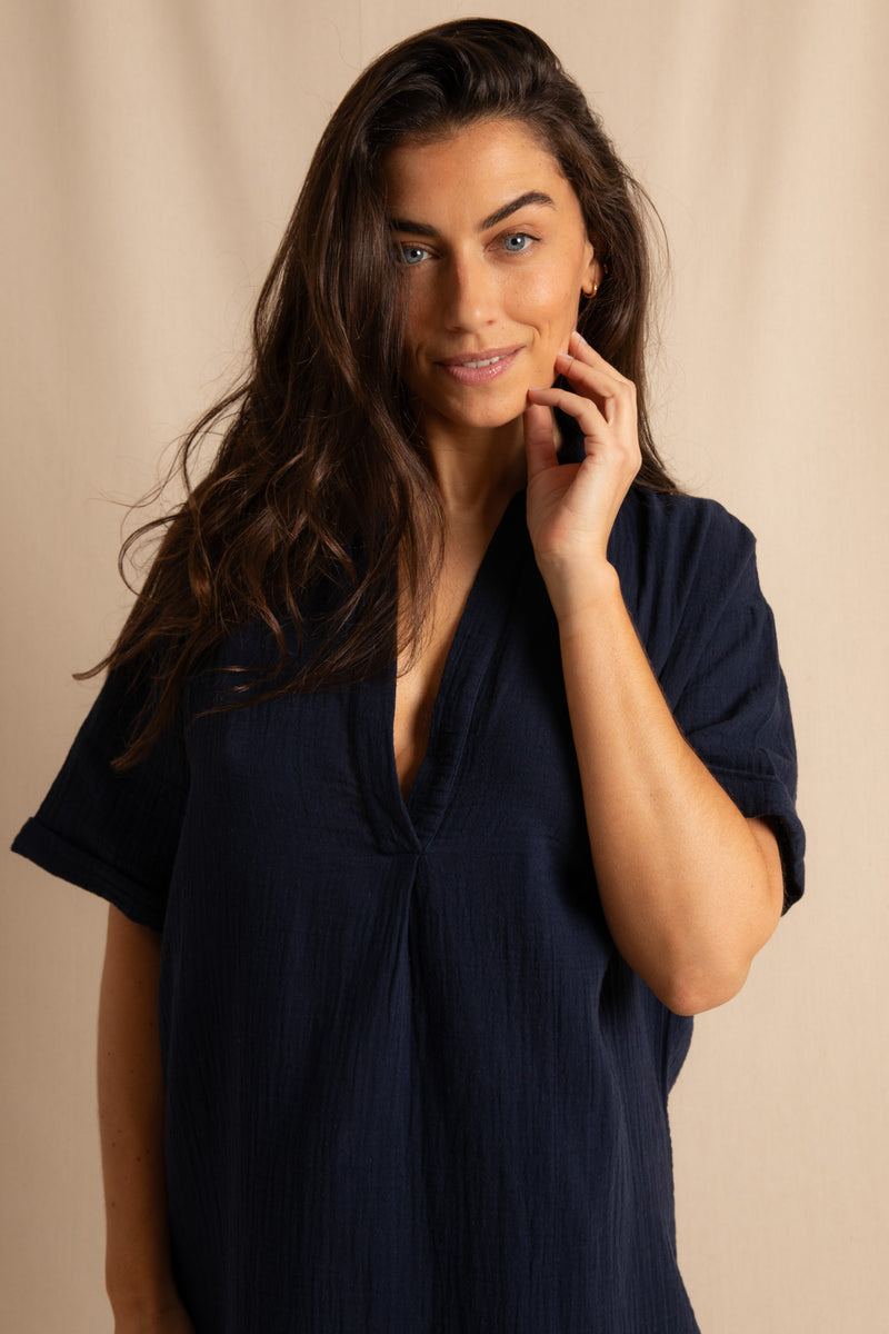anja prêt à porter shirt le fameux navy close up face
