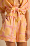 anja prêt à porter shirt l'incomparable tie dye plain background